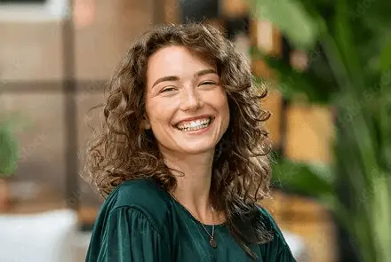 Profils de femmes célibataires Cannes, agence matrimoniale Unicis Cannes